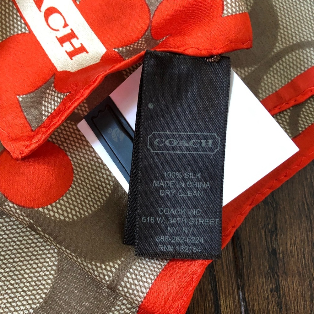 *NWT* COACH Women’s Orange/Tan Signature Logo Polka Dot 100% Silk Square Scarf - Picture 3 of 7